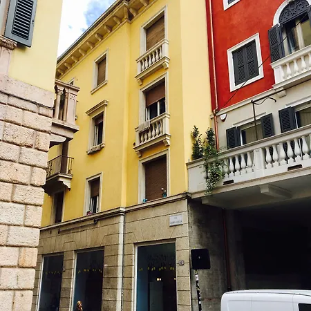 Il Tenore Bed & Breakfast 3*